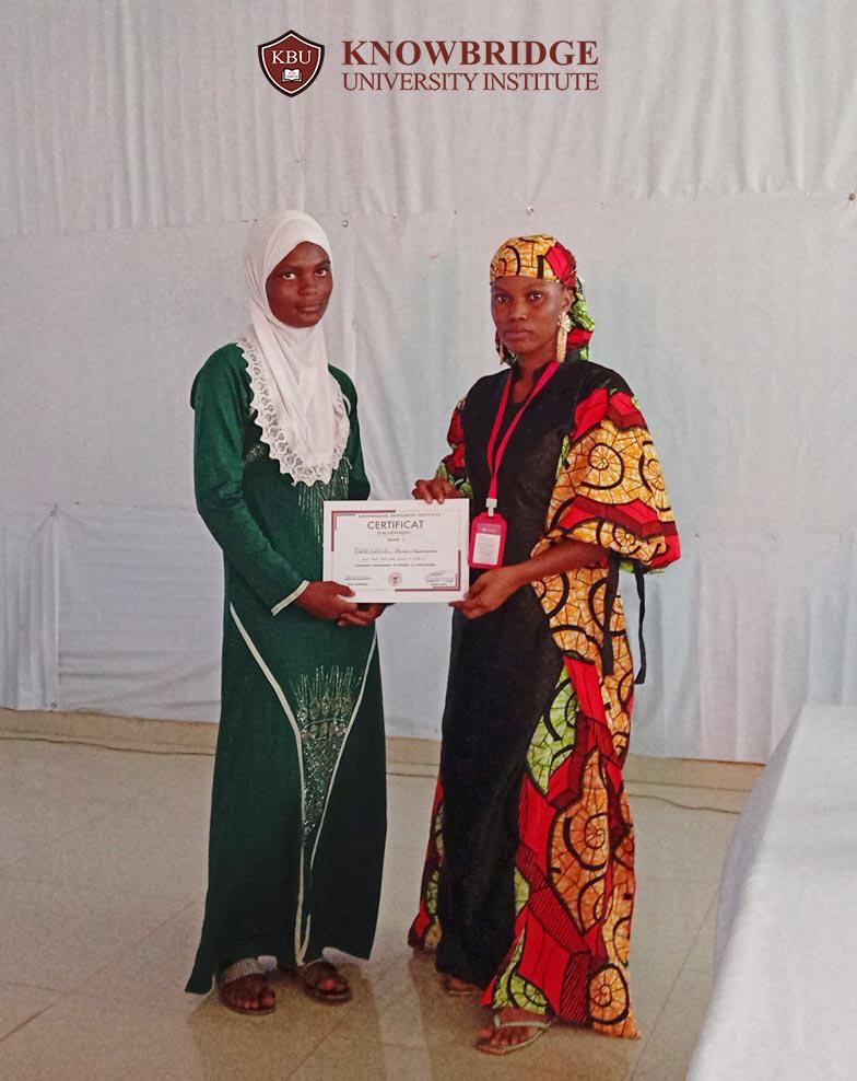 Alphabétisation numérique jeunes Afrique